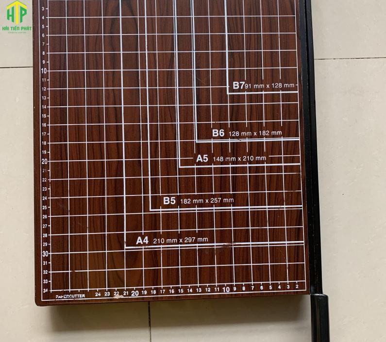 Bàn cắt giấy A4 Mica